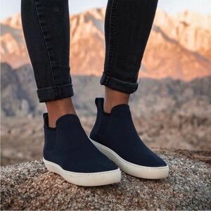 Rothy’s Chelsea slip on sneakers black 8.5